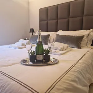 https://corso-suite-style.it-romehotels.com